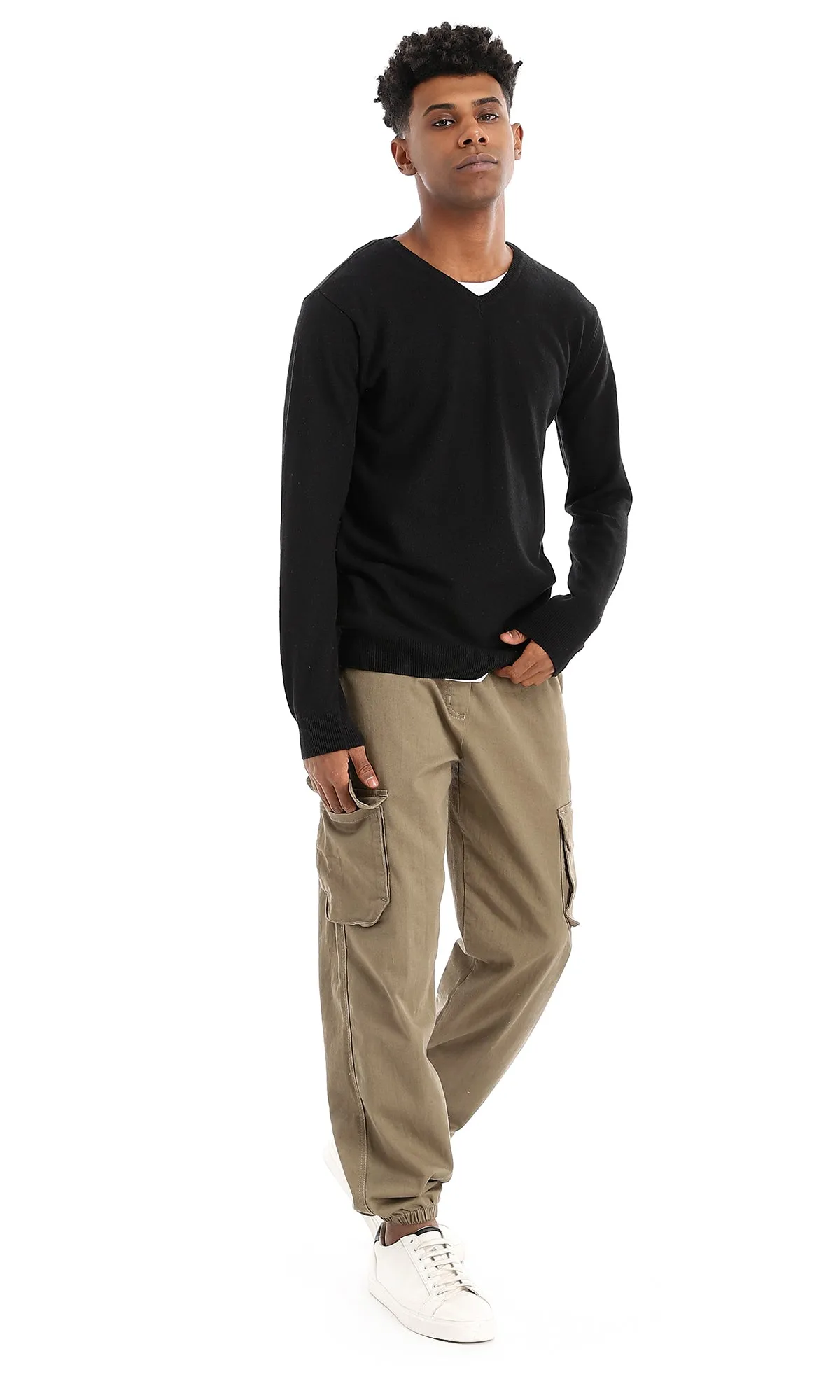 41913 Winter V-Neck Black Basic Pullover