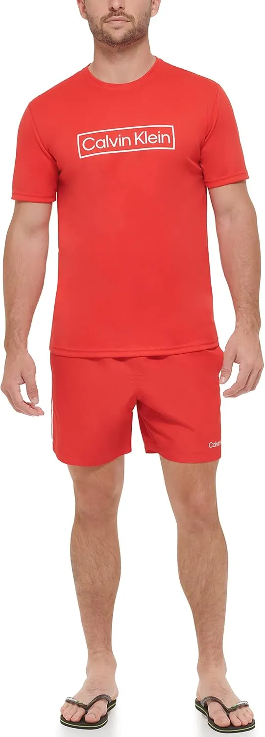 Calvin Klein Men's Standard Light Weight Quick Dry Short Sleeve 40  UPF Protection Active Top